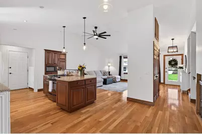 15005 76th Place N, Maple Grove, MN 55311 - Photo 10