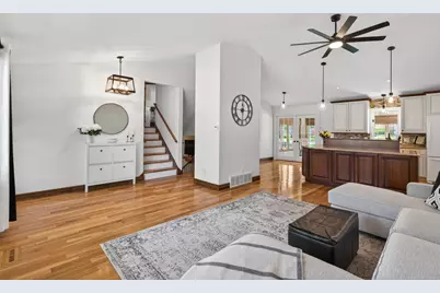 15005 76th Place N, Maple Grove, MN 55311 - Photo 4