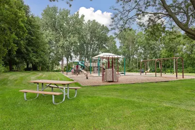 11283 49th Avenue N, Plymouth, MN 55442 - Photo 50