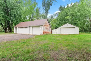 6104 24th St N, Oakdale, MN 55128 - Photo 36