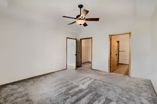4730 Park Commons Dr, Saint Louis Park, MN 55416 - Photo 18