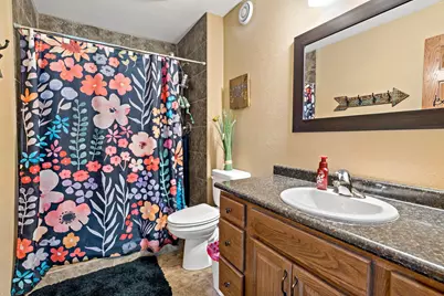 124 Harbor Hill Drive, Mankato, MN 56001 - Photo 14