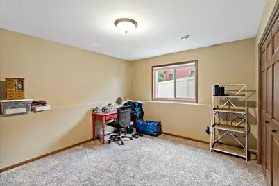 124 Harbor Hill Drive, Mankato, MN 56001 - Photo 16