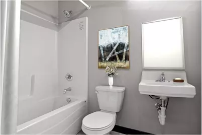 801 SE 9th Street #215, Minneapolis, MN 55414 - Photo 6