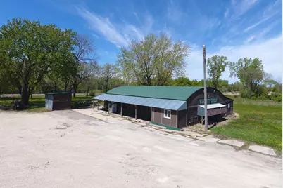 2511 11th Street NE, Austin, MN 55912 - Photo 2