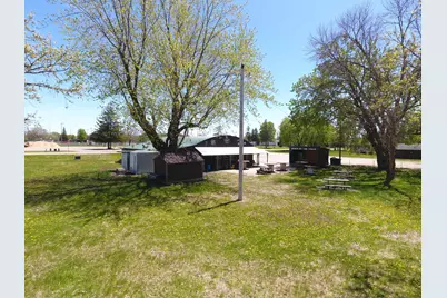2511 11th Street NE, Austin, MN 55912 - Photo 40