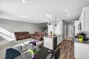 22911 Hazel Ln, Rogers, MN 55374 - Photo 10
