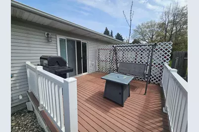 323 3rd Avenue S, Wahpeton,  58075 - Photo 6