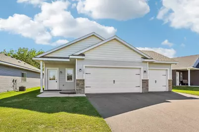 126 9th Avenue NE, Isanti, MN 55040 - Photo 2