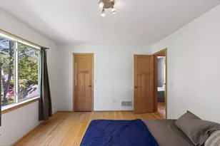 4008 Pennsylvania Ave, Eagan, MN 55123 - Photo 12