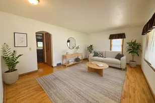 1224 Lake St, Fergus Falls, MN 56537 - Photo 2