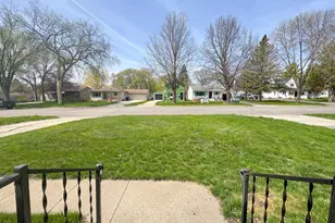1224 Lake St, Fergus Falls, MN 56537 - Photo 26