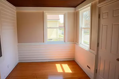 1021 Minnehaha Avenue E, Saint Paul, MN 55106 - Photo 4