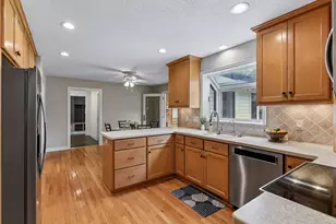 6604 Londonderry Dr, Edina, MN 55436 - Photo 8