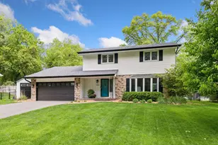 6604 Londonderry Dr, Edina, MN 55436 - Photo 1