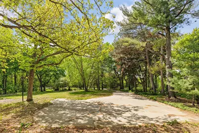 5125 Schaefer Road, Edina, MN 55436 - Photo 4