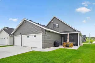 5367 Harvest Lake Dr NW, Rochester, MN 55901 - Photo 6