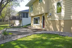 5181 Abercrombie Dr, Edina, MN 55439 - Photo 44