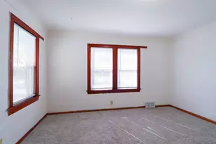 489 Whitall St, Saint Paul, MN 55130 - Photo 14