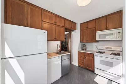 1140 Hawthorne Avenue E, Saint Paul, MN 55106 - Photo 12
