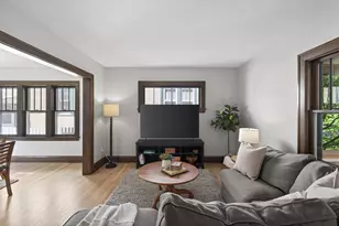 1140 Hawthorne Ave E, Saint Paul, MN 55106 - Photo 6