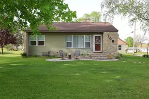 708 3rd St, Pepin, WI 54759 - Photo 2