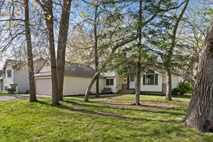 6130 Albert Ln, North Branch, MN 55056 - Photo 2