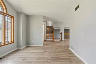 6130 Albert Ln, North Branch, MN 55056 - Photo 8