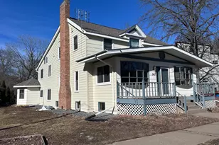 543 River St, Taylors Falls, MN 55084 - Photo 2