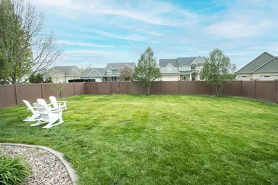 2346 Abbywood Lane, North Mankato, MN 56003 - Photo 44
