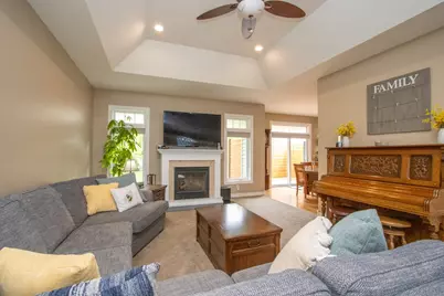 2346 Abbywood Lane, North Mankato, MN 56003 - Photo 6