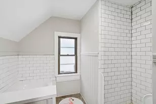 3611 Queen Ave N, Minneapolis, MN 55412 - Photo 18