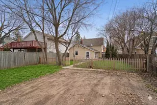 3611 Queen Ave N, Minneapolis, MN 55412 - Photo 22