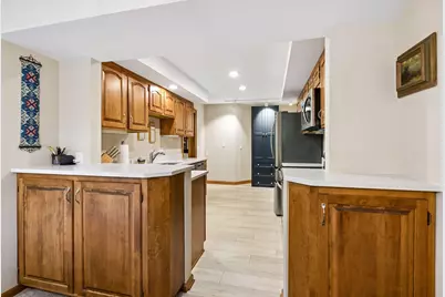5501 Dewey Hill Road #140, Edina, MN 55439 - Photo 4