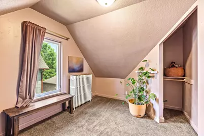 1042 Churchill Street, Saint Paul, MN 55103 - Photo 18