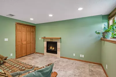 10416 Briar Circle, Bloomington, MN 55437 - Photo 22