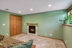 10416 Briar Cir, Bloomington, MN 55437 - Photo 22