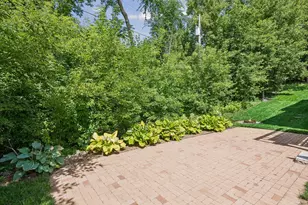 10416 Briar Cir, Bloomington, MN 55437 - Photo 28
