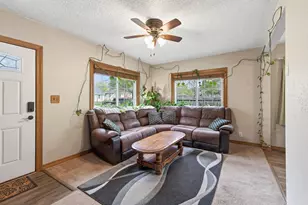 759 9th Ave S, South Saint Paul, MN 55075 - Photo 6