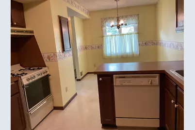 4711 Lund Point, Eagan, MN 55122 - Photo 10