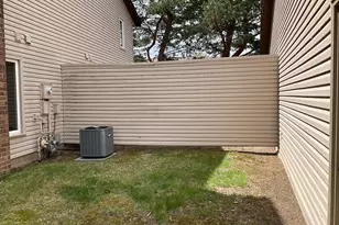 4711 Lund Point, Eagan, MN 55122 - Photo 8