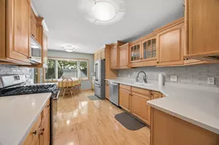 2439 Walnut Ave, New Brighton, MN 55112 - Photo 2