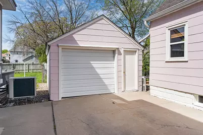 606 3rd Avenue NW, Austin, MN 55912 - Photo 4