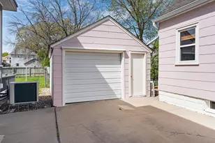 606 3rd Ave NW, Austin, MN 55912 - Photo 4