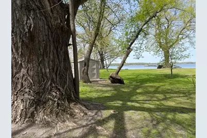 19467 624 Avenue, Litchfield, MN 55355 - Photo 2