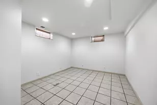 1211 Lealand Rd E, Maplewood, MN 55109 - Photo 18