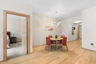 215 10th Ave S, Minneapolis, MN 55415 - Photo 16