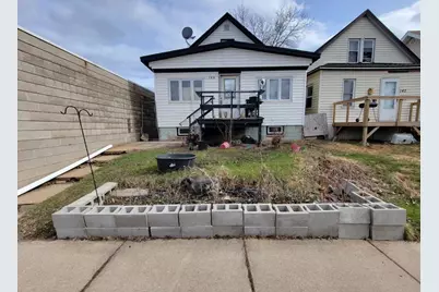 127 N 63rd Avenue W, Duluth, MN 55807 - Photo 1