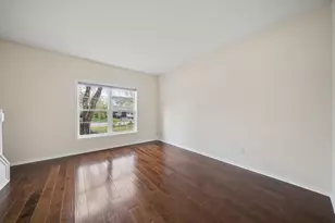221 Butternut Cir, Carver, MN 55315 - Photo 10