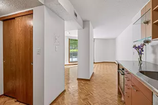 1225 Lasalle Ave, Minneapolis, MN 55403 - Photo 6